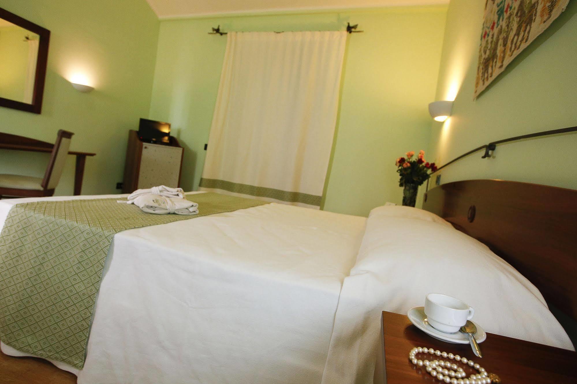 Sardegna Termale Hotel&Spa Sardara Bagian luar foto